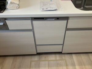 三重キッチン取付け隊　フロントオープン食洗機の工事　施工後